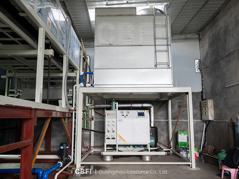 4.3آلة إنتاج قوالب الثلج للتبريد المباشر، سعة 10 طن (لأحد العملاء من Huizhou)