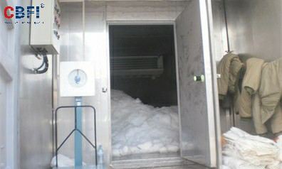  مشروع ماكينة تصنيع وتخزين ألواح الثلج في الحاوية لجزر المالديف