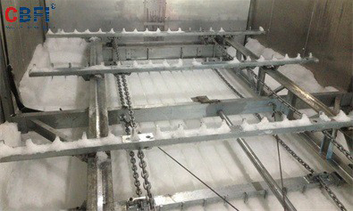 نظام التخزين الآلي لشرائح الثلج بسعة 40 طن في موزمبيق 